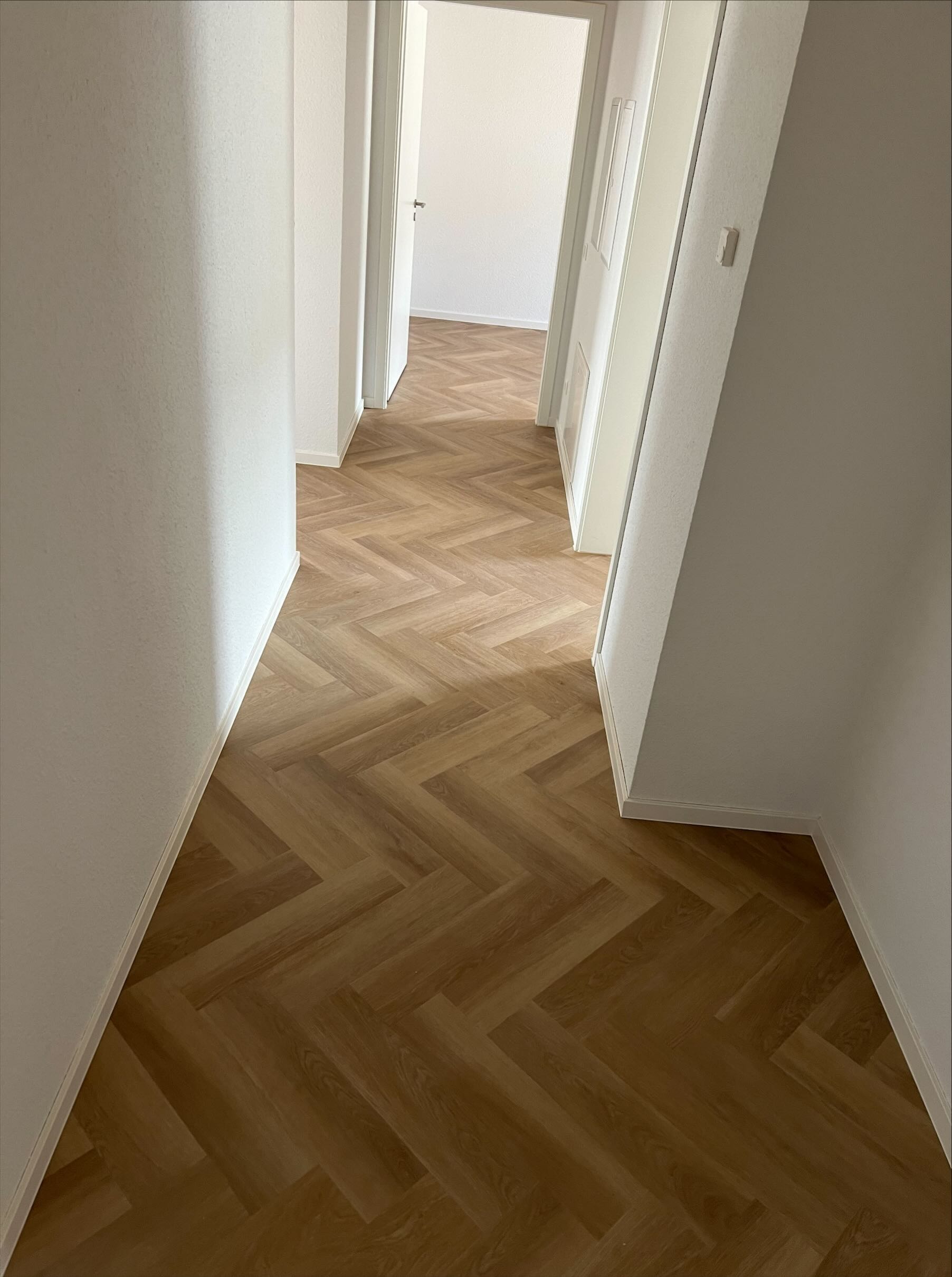 Vinyl / Designboden – Betonoptik